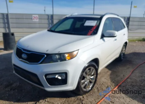 2013 Kia Sorento Sx z USA, uszkodzony, nr VIN 5XYKW4A23DG371281